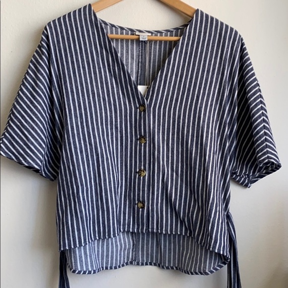 Short Sleeve Buttoned Tie Waist Top - A New Day - Picture 6 of 7